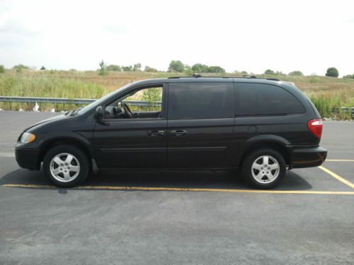 2006 Dodge Grand Caravan SXT Mini Van 4-Door 3.8L Loaded, Dual Stow Go, DVD ***, US $6,500.00, image 2