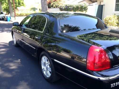 2011 Lincoln Town Car Executive L Sedan 4-Door 4.6L Long Wheel Base NO RESERVE, image 6