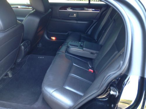 2011 Lincoln Town Car Executive L Sedan 4-Door 4.6L Long Wheel Base NO RESERVE, image 8