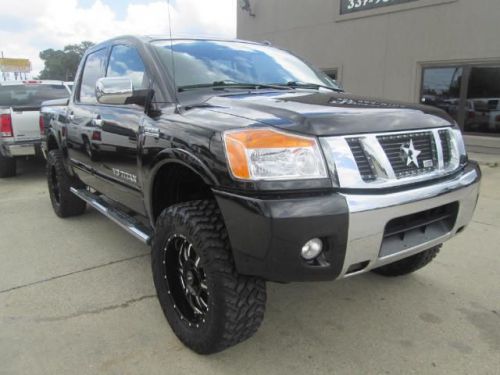2012 nissan titan sl