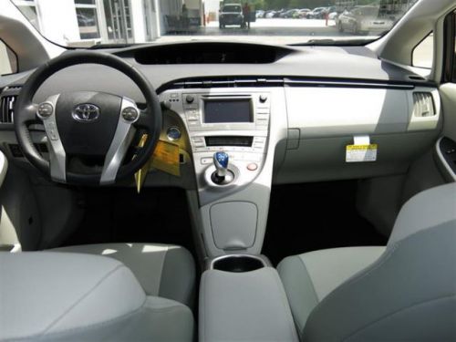2014 toyota prius four