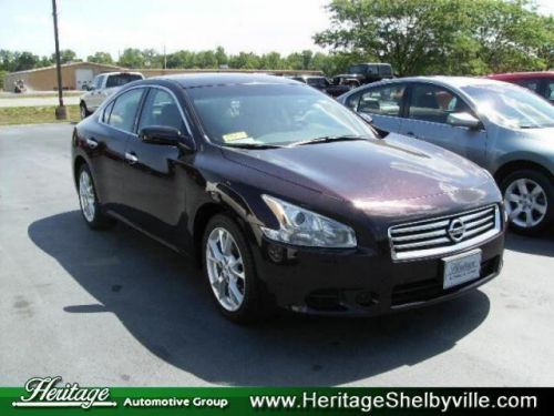 2012 nissan maxima s