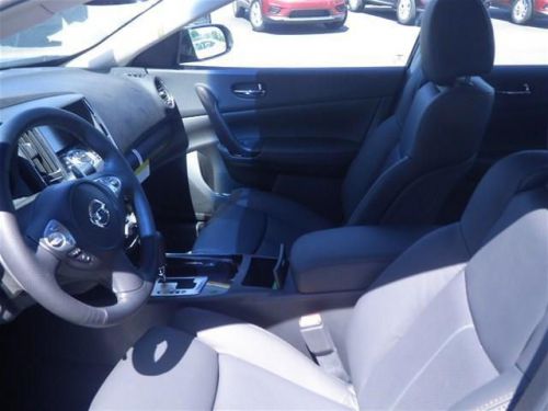 2014 nissan maxima sv
