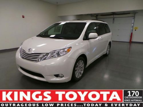 2014 toyota sienna limited