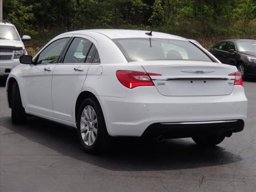 2013 chrysler 200 limited