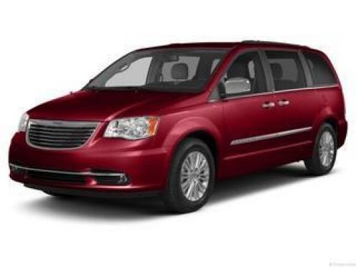 2013 chrysler town & country touring