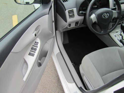 2013 toyota corolla le