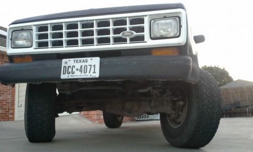 FORD BRONCO ll - 4X4 DEER HUNTER SPECIAL, image 2