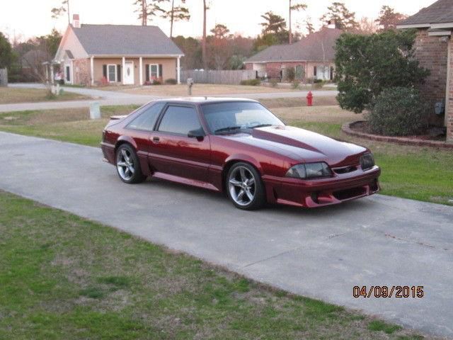 Ford mustang gt hatchback 2-door