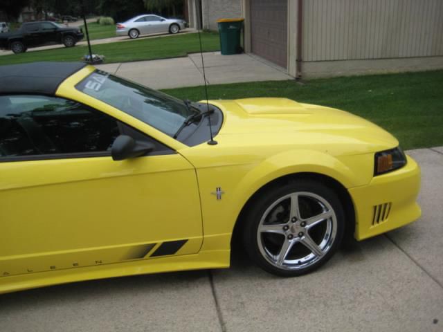 Ford mustang saleen s-281