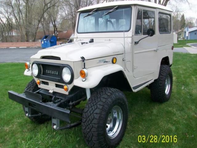 Toyota: land cruiser fj40