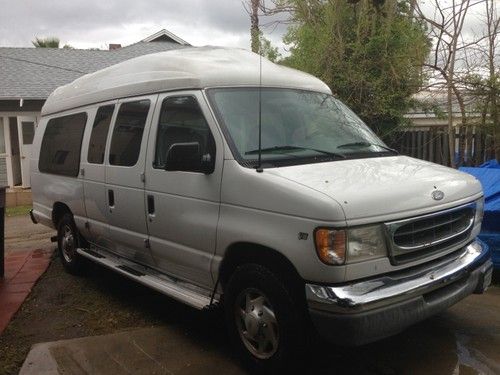 2001 ford e-250 econoline base extended passenger van 2-door 5.4l