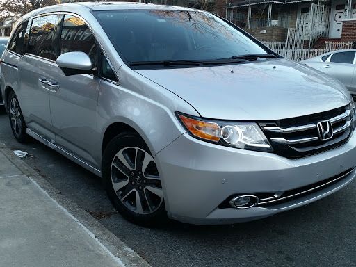 2014 honda odyssey touring 4dr 8 passenger with 53,602 miles $18500