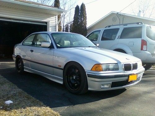 1997 bmw 328is base coupe 2-door 2.8l