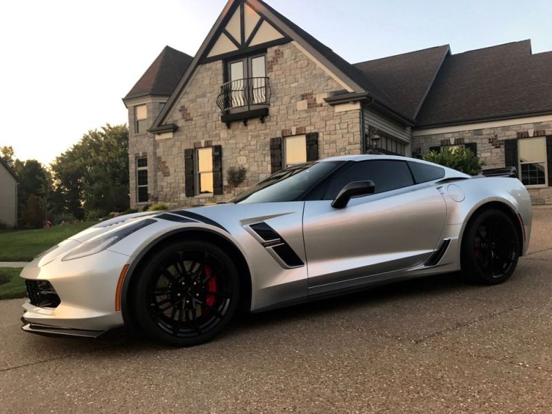 Corvette серая матовая
