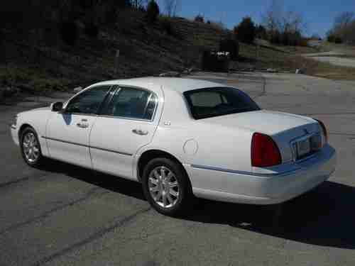 2007 Lincoln Town Car Signature Limited Sedan 4-Door 4.6L, US $9,650.00, image 2