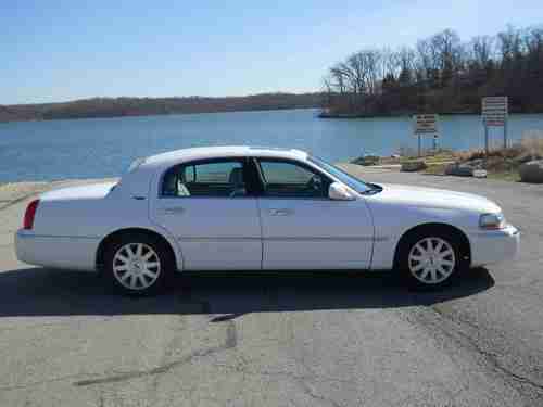 2007 Lincoln Town Car Signature Limited Sedan 4-Door 4.6L, US $9,650.00, image 5