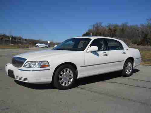 2007 Lincoln Town Car Signature Limited Sedan 4-Door 4.6L, US $9,650.00, image 9