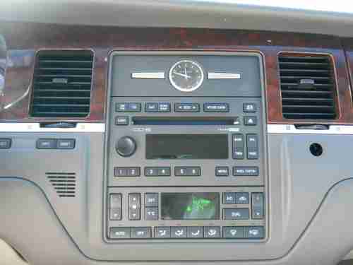 2007 Lincoln Town Car Signature Limited Sedan 4-Door 4.6L, US $9,650.00, image 17