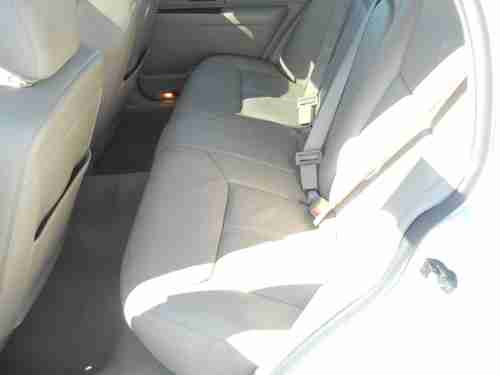 2007 Lincoln Town Car Signature Limited Sedan 4-Door 4.6L, US $9,650.00, image 21
