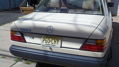 1988 mercedes 300e like new