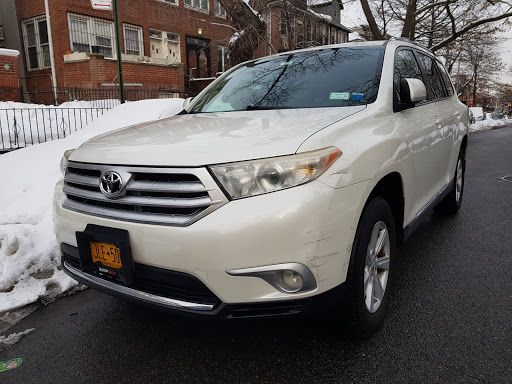 2012 toyota highlander limited | 69k miles $15500<br />
