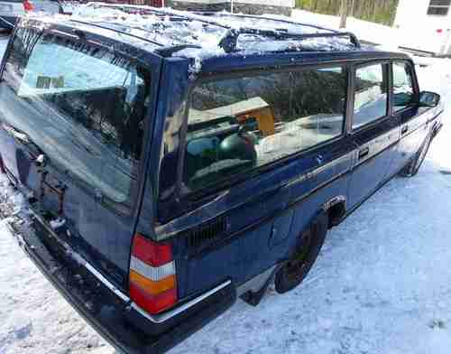 RARE VOLVO 240 WAGON 1992 5 SPEED MANUAL BLUE WELL MAINTAINED NO RESERVE, image 2