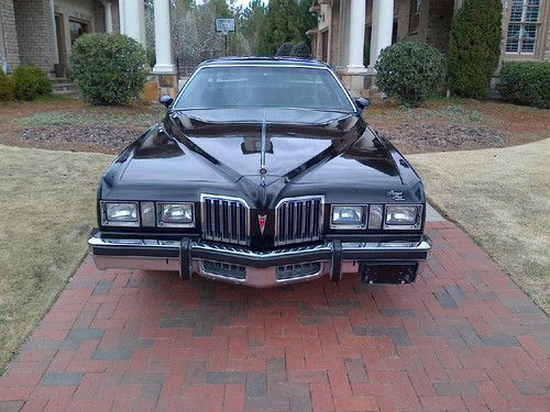 1977 pontiac grand prix