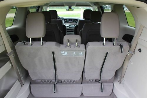 2017 chrysler pacifica touring