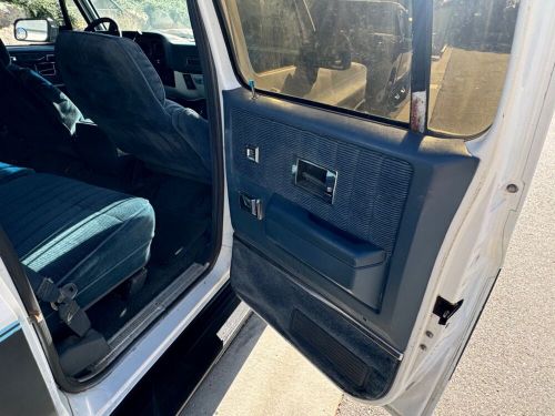 1991 Chevrolet Suburban SLE, US $3,050.00, image 22