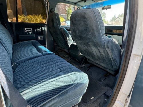1991 Chevrolet Suburban SLE, US $3,050.00, image 24