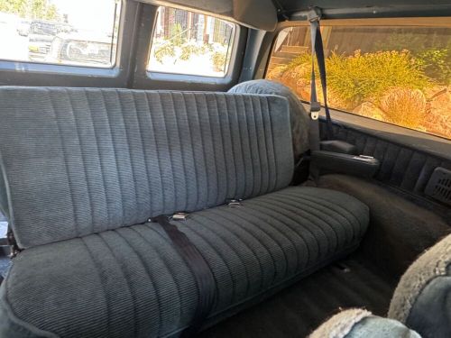 1991 Chevrolet Suburban SLE, US $3,050.00, image 27