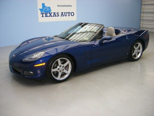 We finance!!!  2006 chevrolet corvette convertible 6-speed hud heated seats 1own