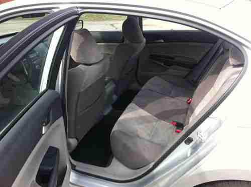 Clean, Beautiful, Silver, 4 door, image 16