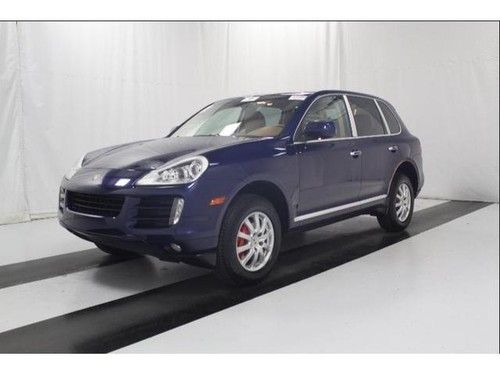 2010 porsche cayenne 6 cylinder tiptronioc 6 speed manual 4-door suv