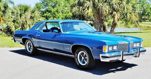 Simply pristine just 38,150 miles 76 pontiac grand prix sj 400,bucket's console