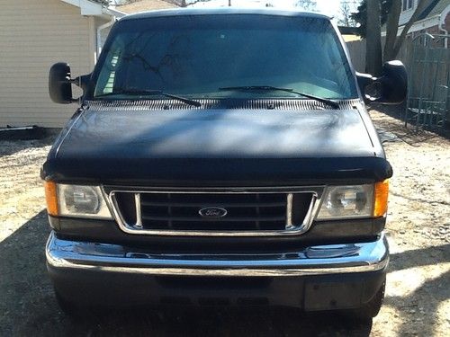 15 passenger van in excellent condition