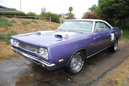 1969 dodge cornet super bee,440 six pack recreation pistolgrip 4speed,plum crazy