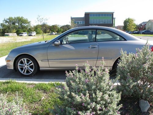 Beautiful, sleek, well-maintained 2006 mercedes clk 350