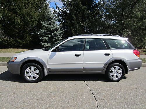 2005 subaru outback no rust mint cond. runs 100% make offer