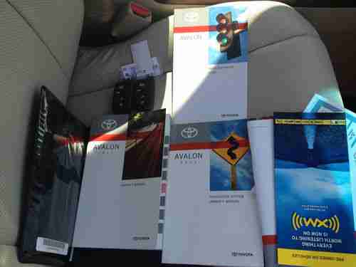 2011 Toyota Avalon XLS Sedan 4-Door 3.5L, US $24,495.00, image 13