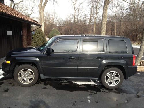 2010 jeep patriot sport sport utility 4-door 2.4l