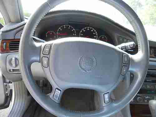 2001 Cadillac Seville SLS Sedan 4-Door 4.6L Clean Title, image 20