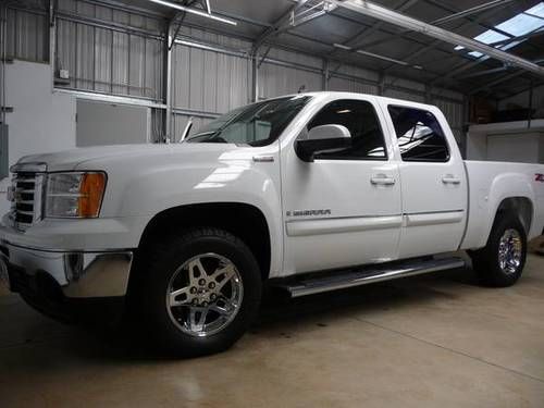 2009 gmc sierra sle 1500 crew cab z-71 4 x 4 truck