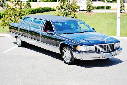 Absolutly pristine just 71522 miles 1995 cadillac fleetwood limousine needs nota