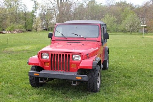 1995 jeep wrangler rio grande sport utility 2-door 2.5l