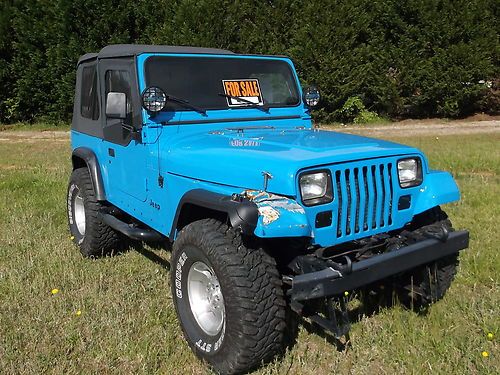 1995 jeep wrangler sahara sport utility 2-door 4.0l salvage title runs &amp; drives