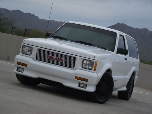 1993 gmc typhoon