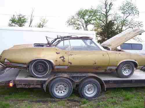 1970 Cutlass Supreme , convertible, image 2