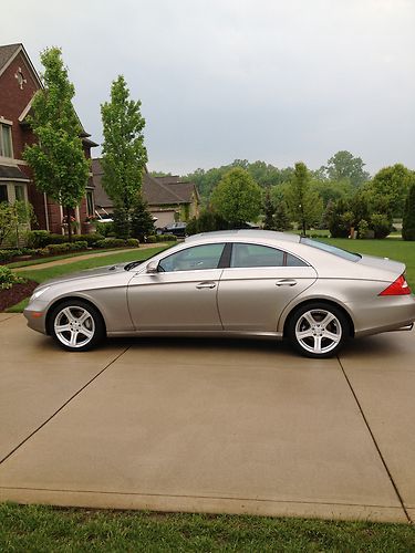 Sedan coupe